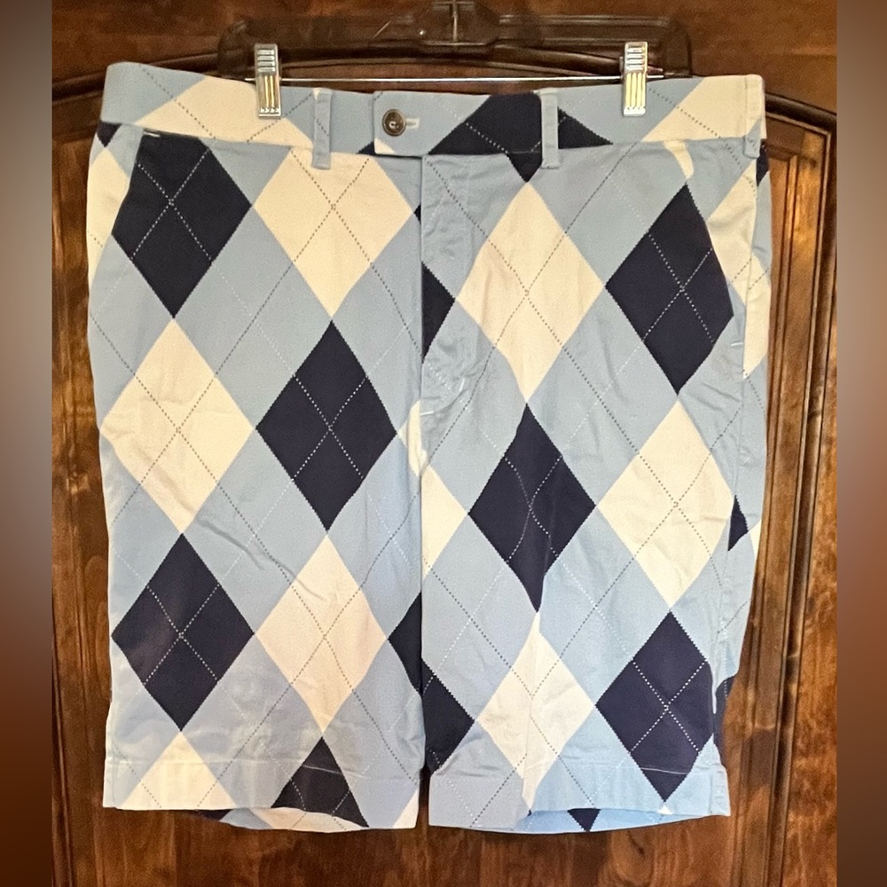 Men’s golf short by Loudmouth!  Size medium in blue/white!